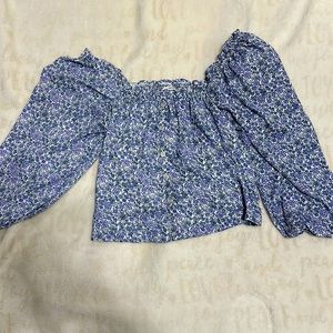American Eagle - long sleeve off shoulder top